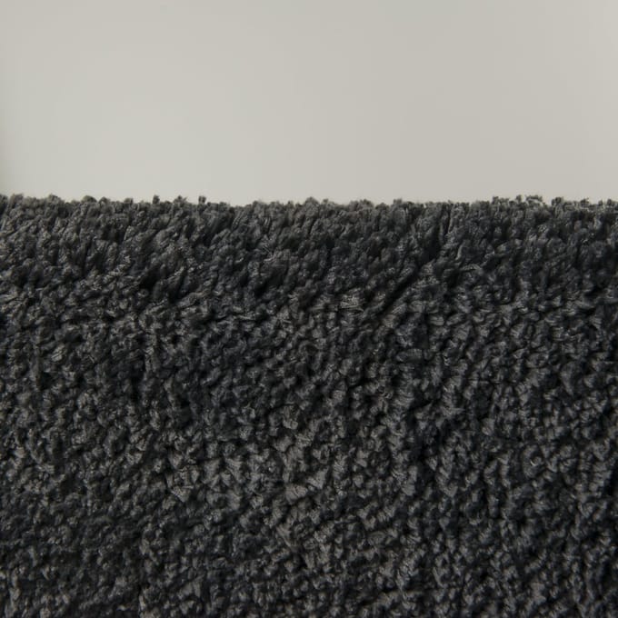 Sealskin Angora - Badmat 60x60 cm - Polyester - Donkergrijs