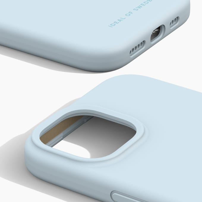 iDeal of Sweden Silicone Case geschikt voor Apple iPhone 17e / 16e / 15 / 14 / 13 - Light Blue