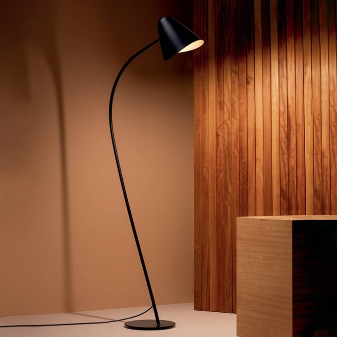 LEDS-C4 Organic vloerlamp, kop gezwenkt