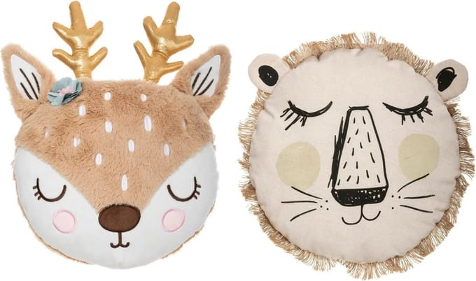 Dieren sierkussen set kinderkamer - hert/leeuw - 31/38 cm - polyester