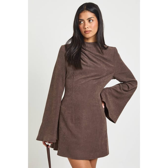 boohoo Dames Gedrapeerde Schouder Lange Mouw Mini Jurk | Chocoladebruin | Maat: 40