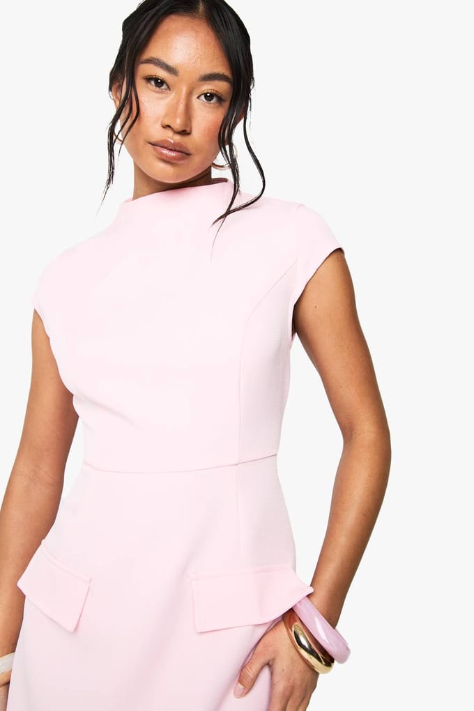 boohoo Dames High Neck Structured Tailored Mini Dress | Baby Pink | Maat: 14
