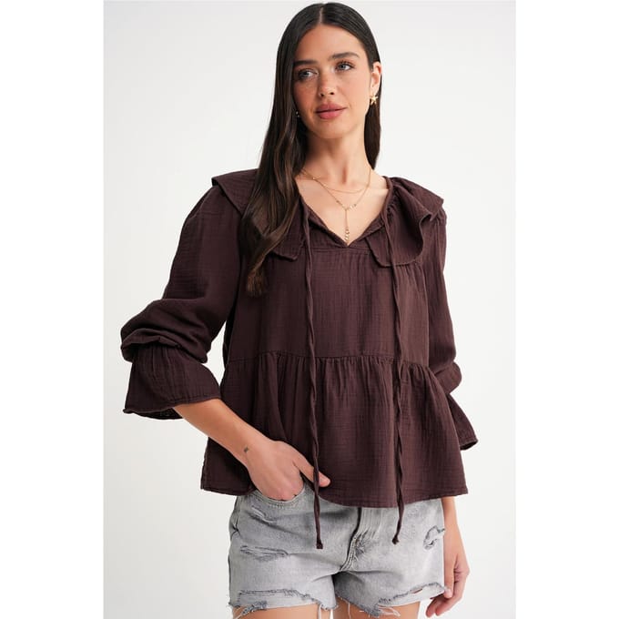 Kantachtige Sjaalkraag Blouse met Striksluiting