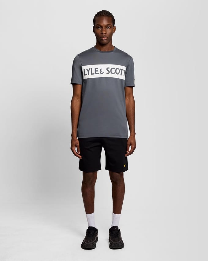 sport T-shirt van merk Lyle & Scott