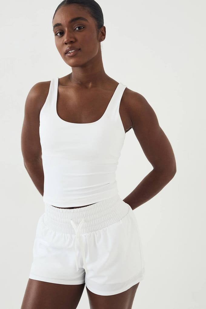 Dames Dsgn Studio Ultra Sculpt Gevoerde Vest Top Met Ronde Halslijn | Wit | Maat: Medium