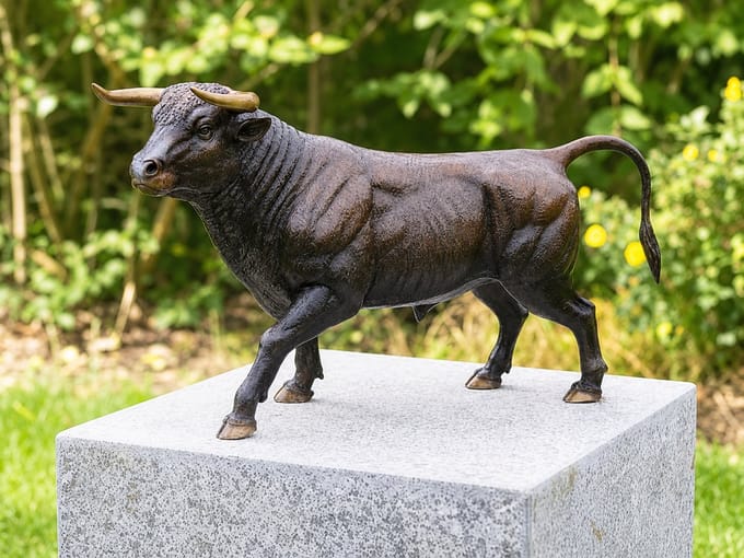 Tuinbeeld - bronzen beeld - Stier - Bronzartes - 27 cm hoog