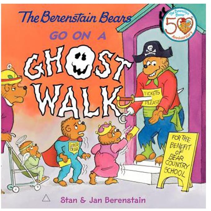 The Berenstain Bears Go On A Ghost Walk - Jan Berenstain
