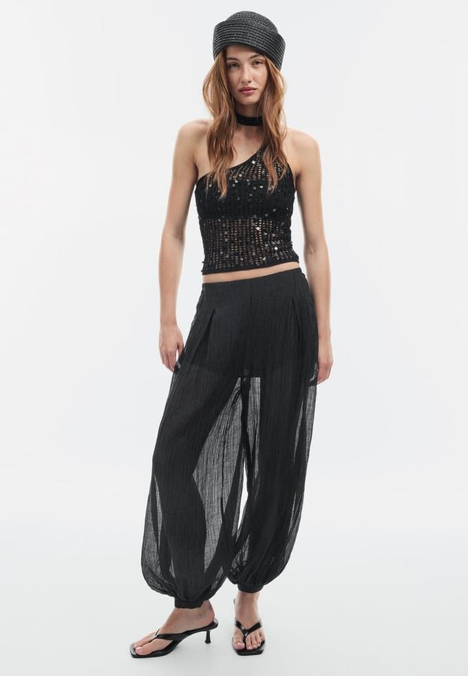 Stradivarius Top met lovertjes in sjaalmodel  Zwart M