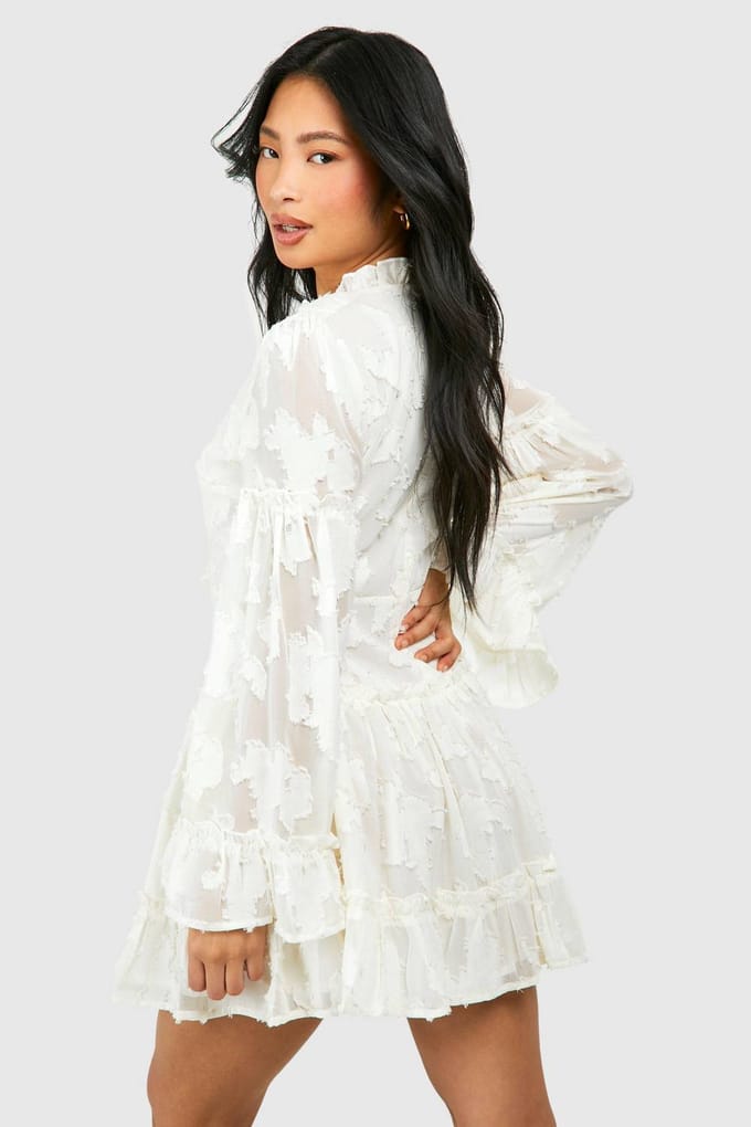 boohoo Dames Petite Burnout Frill Minijurk | Ivoor | Maat: 38