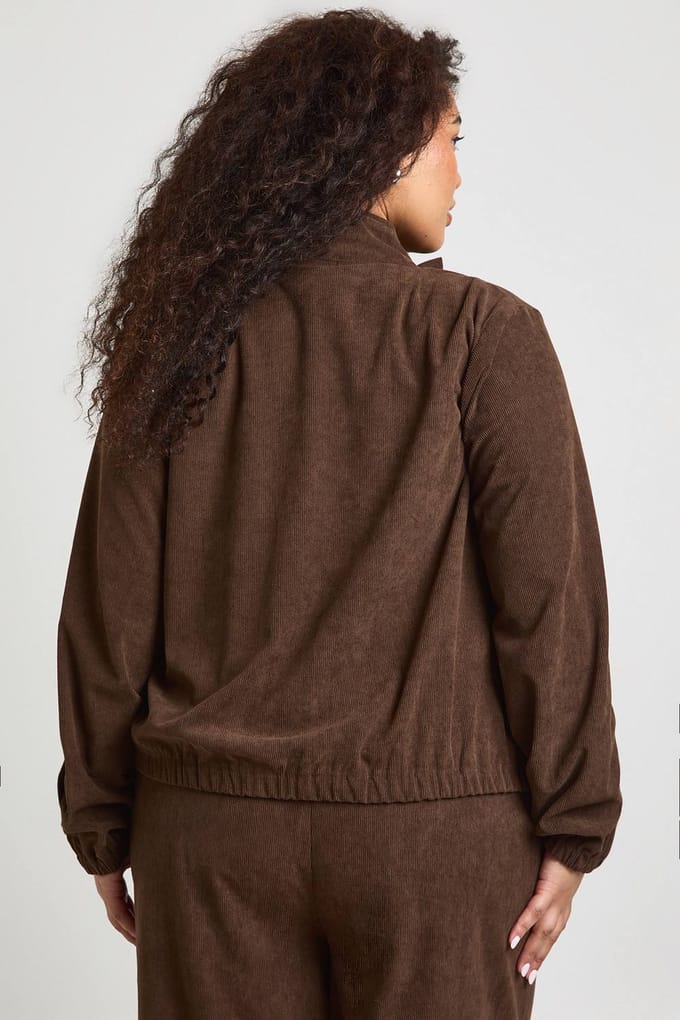 boohoo Dames Plus Corduroy Utility Jas | Chocoladebruin | Maat: 50