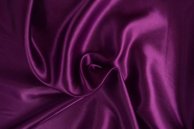 Satijn stof Effen - Cassis - 1 meter - Per meter