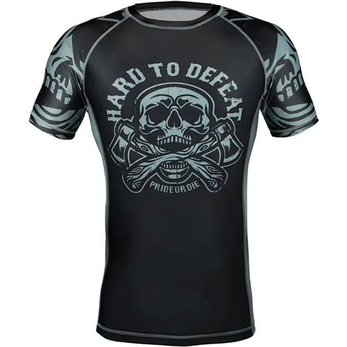 PRIDE or Die Rash Guard HARD TO DEFEAT Zwart - XXL