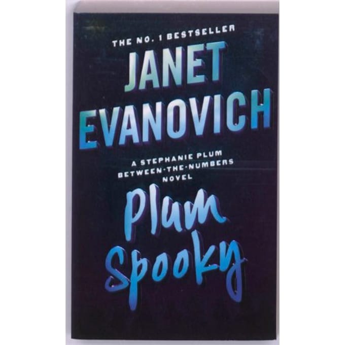 Plum Spooky - Janet Evanovich