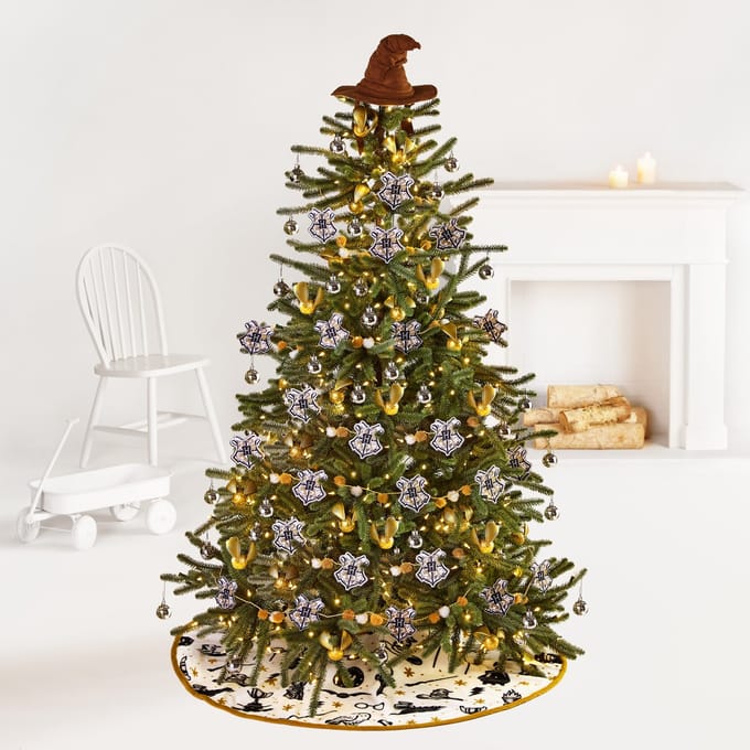 Hallmark Harry Potter Christmas Tree Skirt - Harry Potter Icons Design