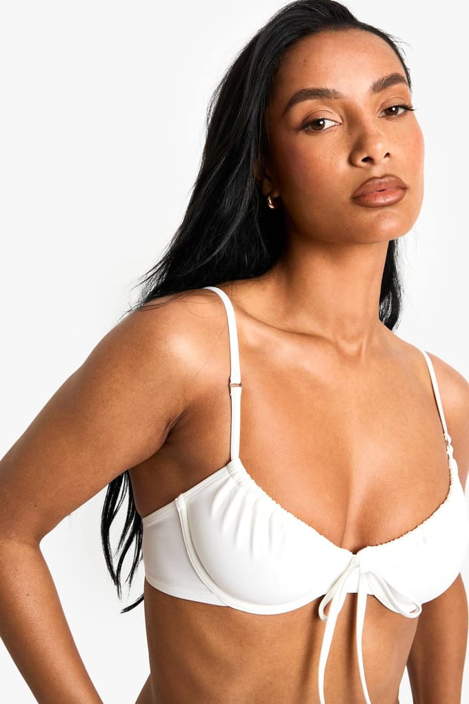 boohoo Dames Swimwear Essentials Beugel Bikini Top | White | Maat: 30B
