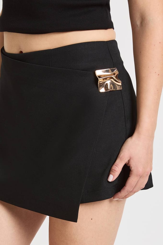 boohoo Dames Petite Rokbroek Met Gouden Bies | Black | Maat: 10