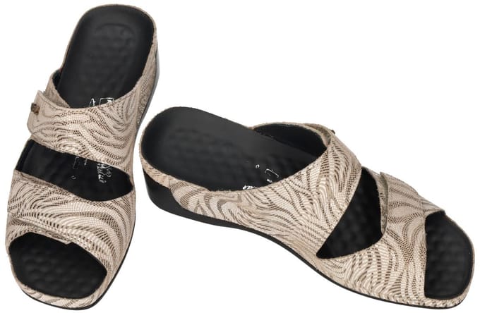 Vital -Dames - dierprint - slippers & muiltjes - maat 38