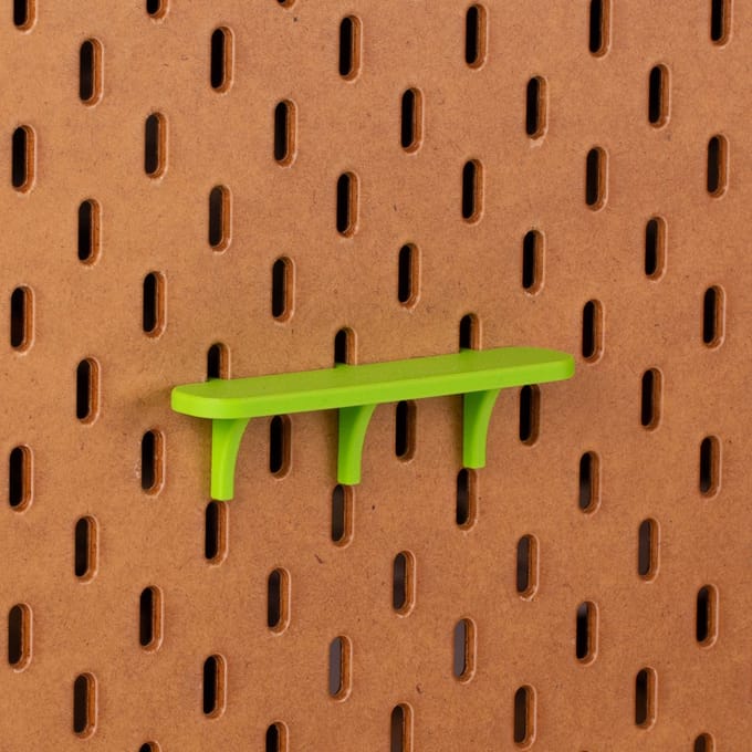 Standaard plankje vlak voor Ikea Skadis Pegboard 12x2,5 cm - Groen - Display