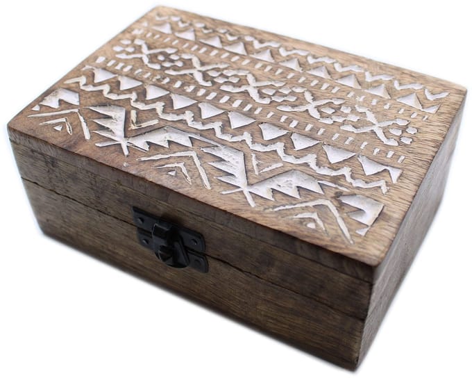 White Washed Wooden Box - 6x4 Slavic Design