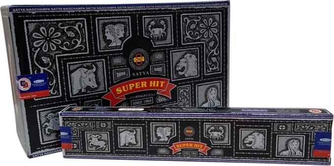 Wierookstokjes - Satya - Superhit - doos met 12 pakjes 15 gram