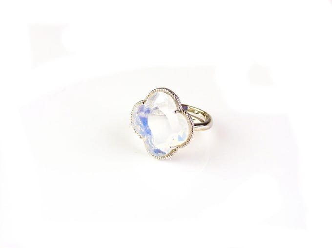 model Fiori ring in zilver opaal klaver