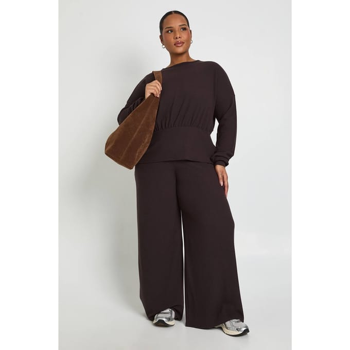 boohoo Dames Plus Getailleerde Lange Mouw Top en Broek Co Ord | Chocoladebruin | Maat: 46