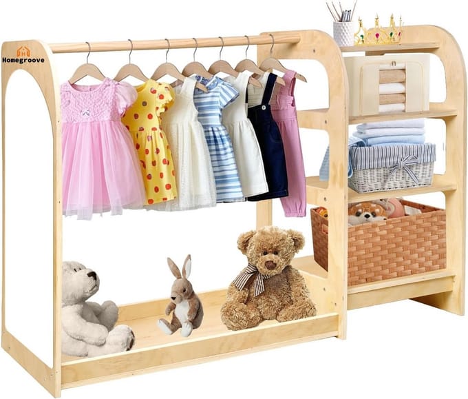 Verkleedopslag kinderen met spiegel - houten garderobe met opbergplank