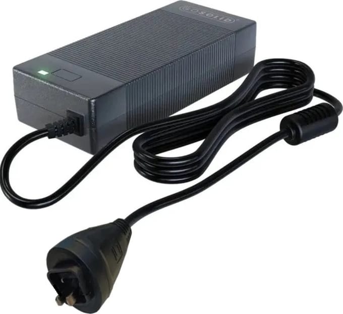 GO SOLID! ® Acculader geschikt voor Stella E-Bike 42V 2A 3 polig
