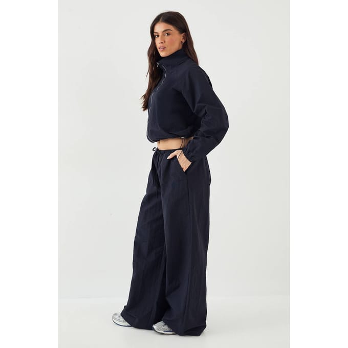 Dames DSGN Studio Wijde Pijpenbroek met Trekkoord Taille | Marineblauw | Maat: Medium
