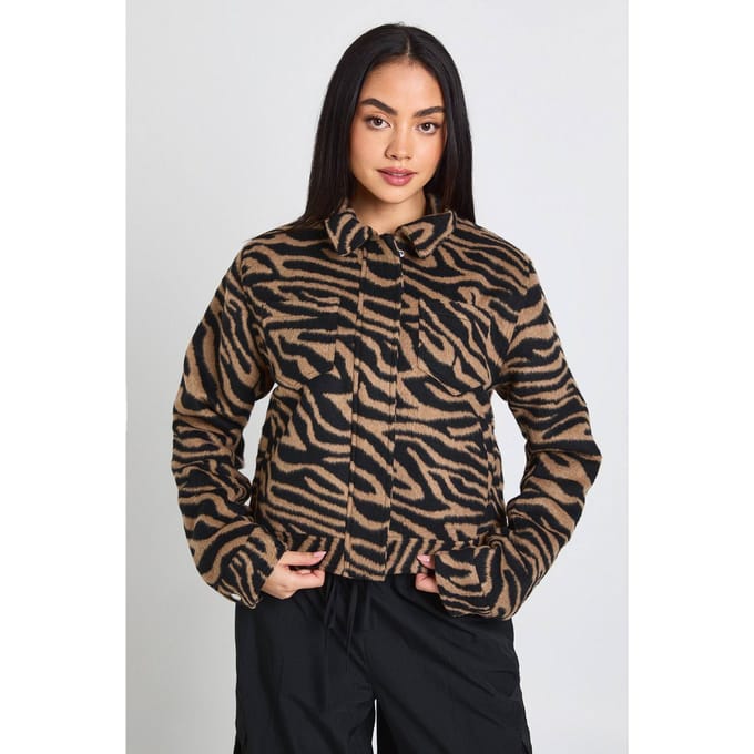 boohoo Dames Zebraprint Wollen Look Jasje | Beige | Maat: 14