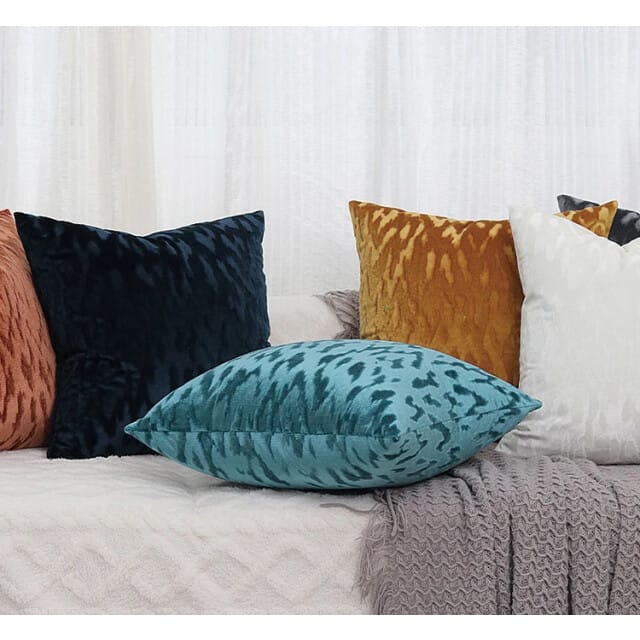 Velvet Stain Crème/Wit Kussenhoes | Velvet / Polyester | 45 x 45 cm