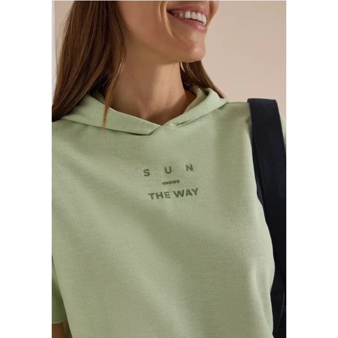 Shirt met korte mouwen, capuchon en opdruk