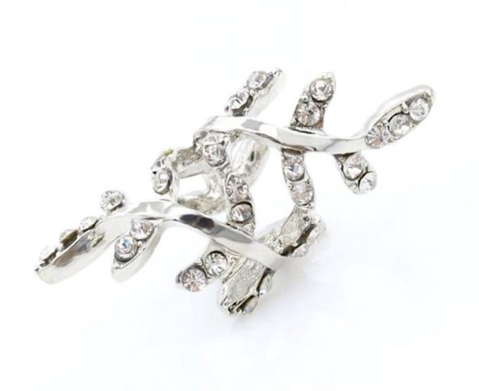 Blad ear cuff met steentjes | zilver gekleurd