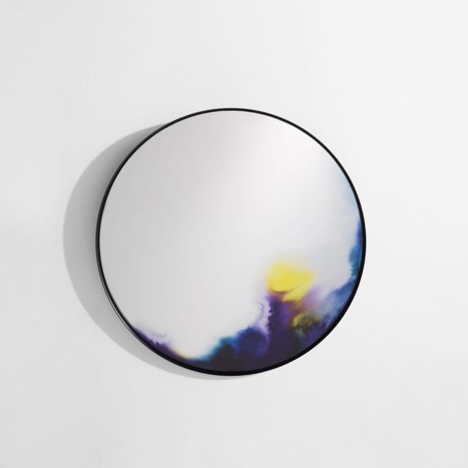 Petite Friture Francis Wandspiegel - blauw-lila - M