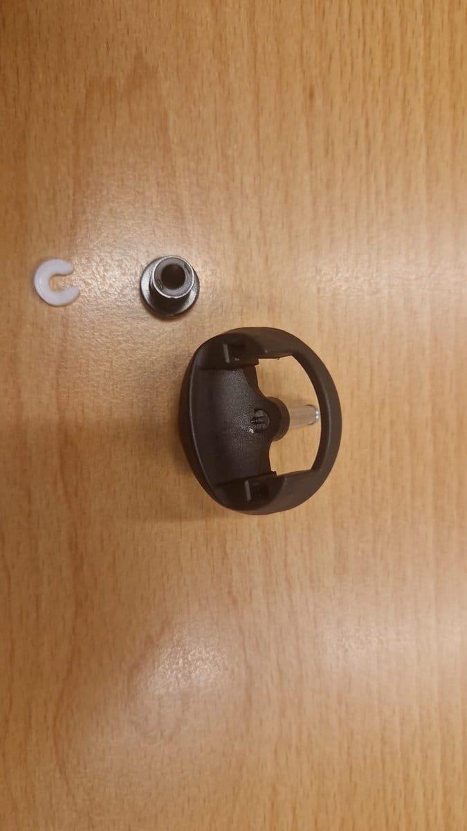 Irobot Roomba Combo - Frontwielhouder