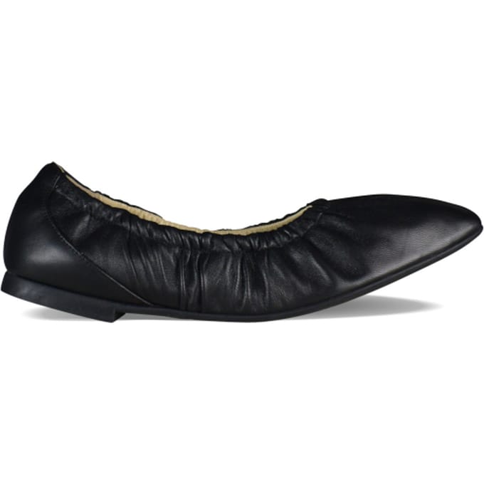 Jimmy Choo Ballerina's Marielle Zwart