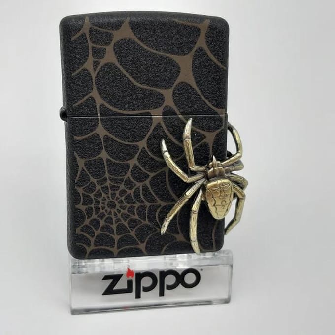 Zippo spider black crackle emblem limited edition