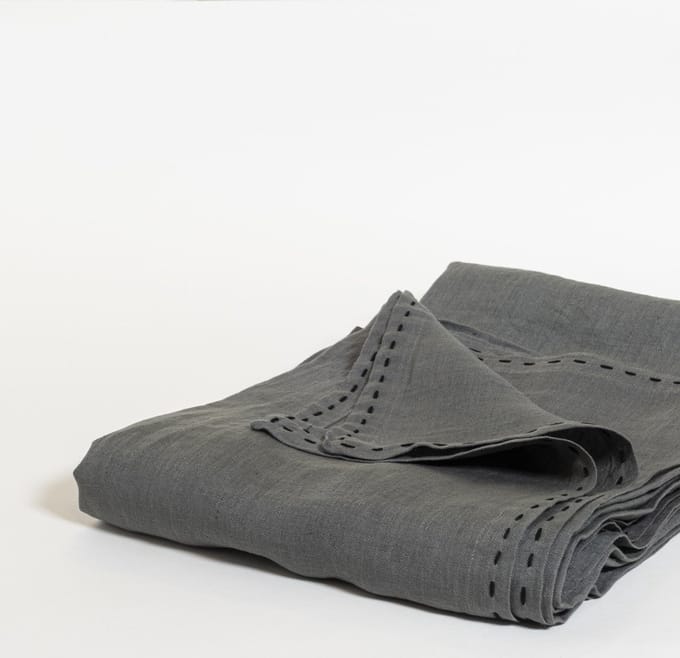 The Table Amsterdam Weave Tafelkleed - Linnen - B150 x L240 cm - Chia, Black