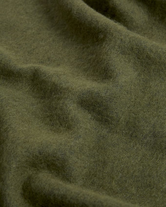 Lyle & Scott Plain lambswool scarf - deep depths
