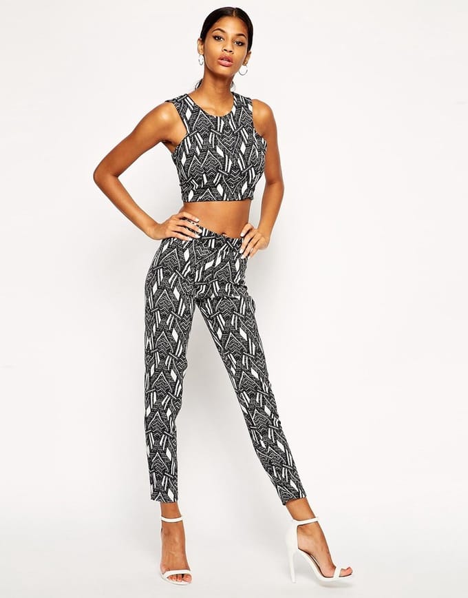 Zwart-witte broek met origineel John Zack-patroon