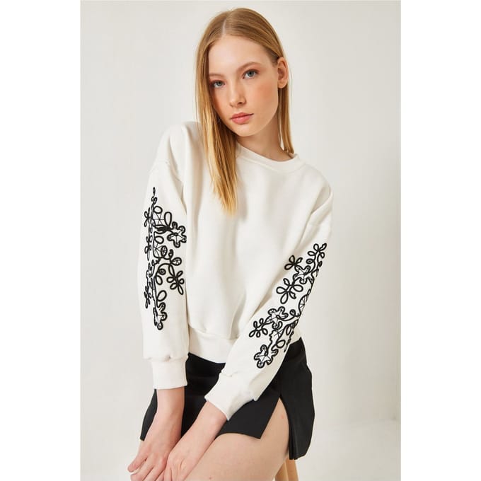 Borduurde Ronde Hals Lange Mouwen Sweater