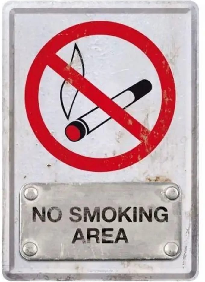 No Smoking Area Metalen Postcard 10 x 14 cm.