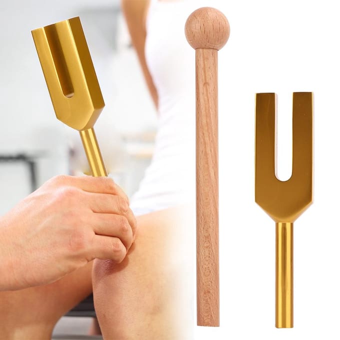 Diapason de méditation C-4096 avec marteau doré brown