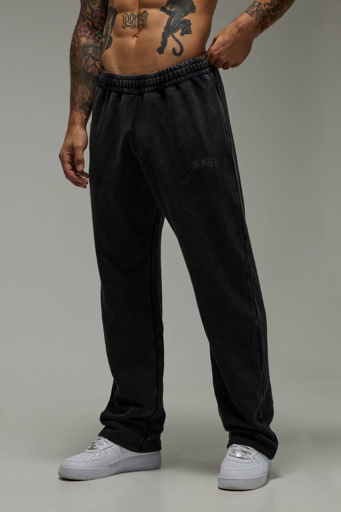 One More Rep Washed Straight Leg Jogger | Black | Size Medium