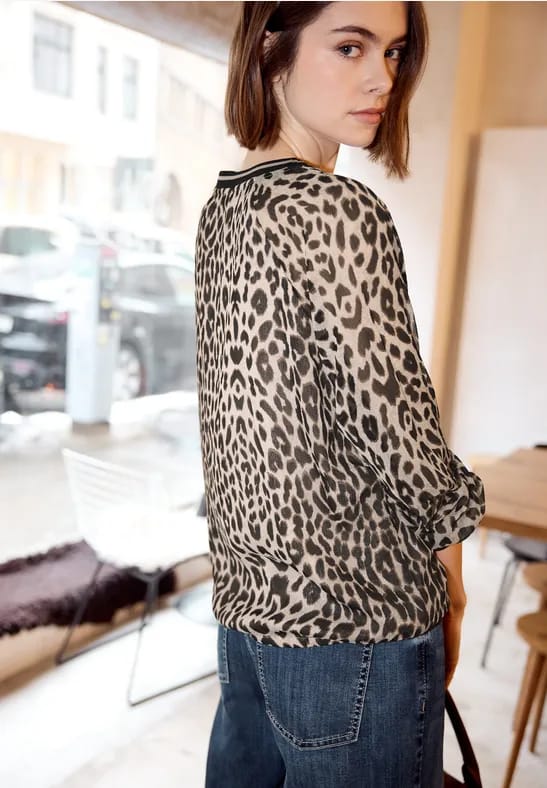 Leo blouse