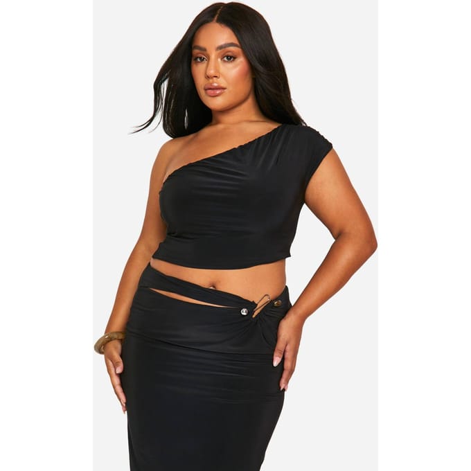 boohoo Dames Plus Double Layer Slinky Asymmetrische Bardot Top | Zwart | Maat: 52