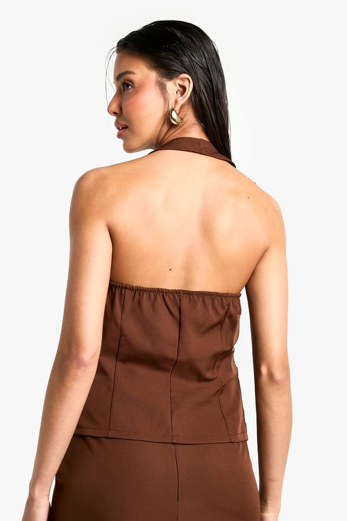 boohoo Dames Geweven Haltertop met diepe halslijn | Chocoladebruin | Maat: 42