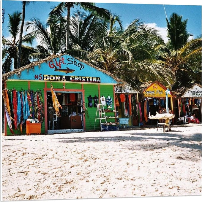 Forex - Winkeltjes op het Strand - 80x80cm Foto op Forex