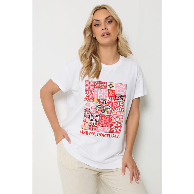 Yours Wit Tshirt Met ‘Lisbon Portugal’Print Size 50-52