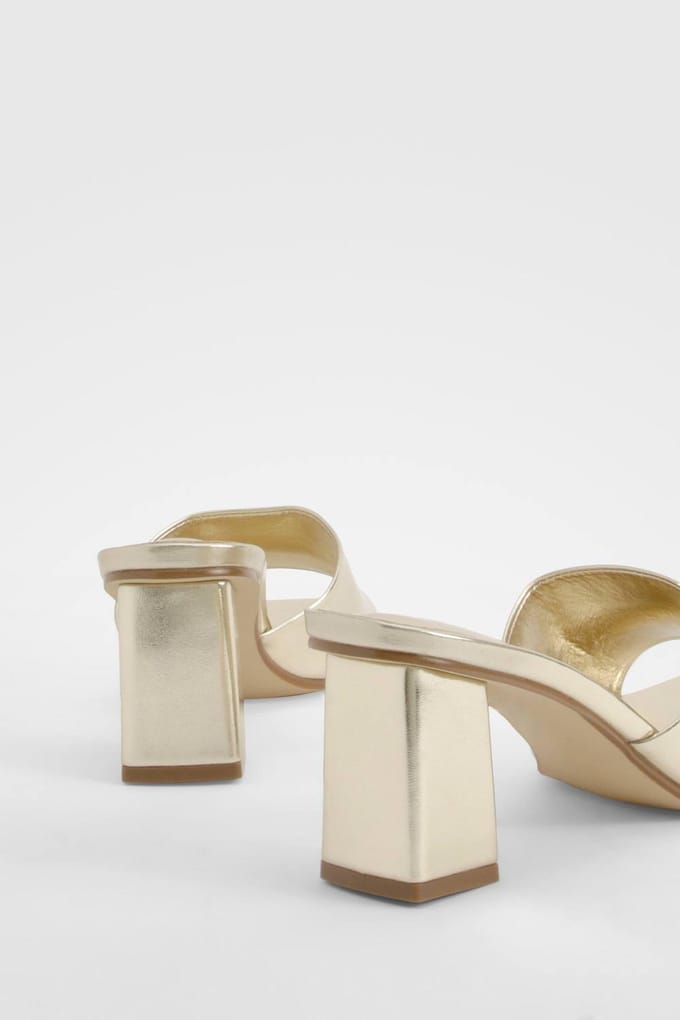 boohoo Dames Wide Fit Low Block Heeled Mules | Goud | Maat: 38